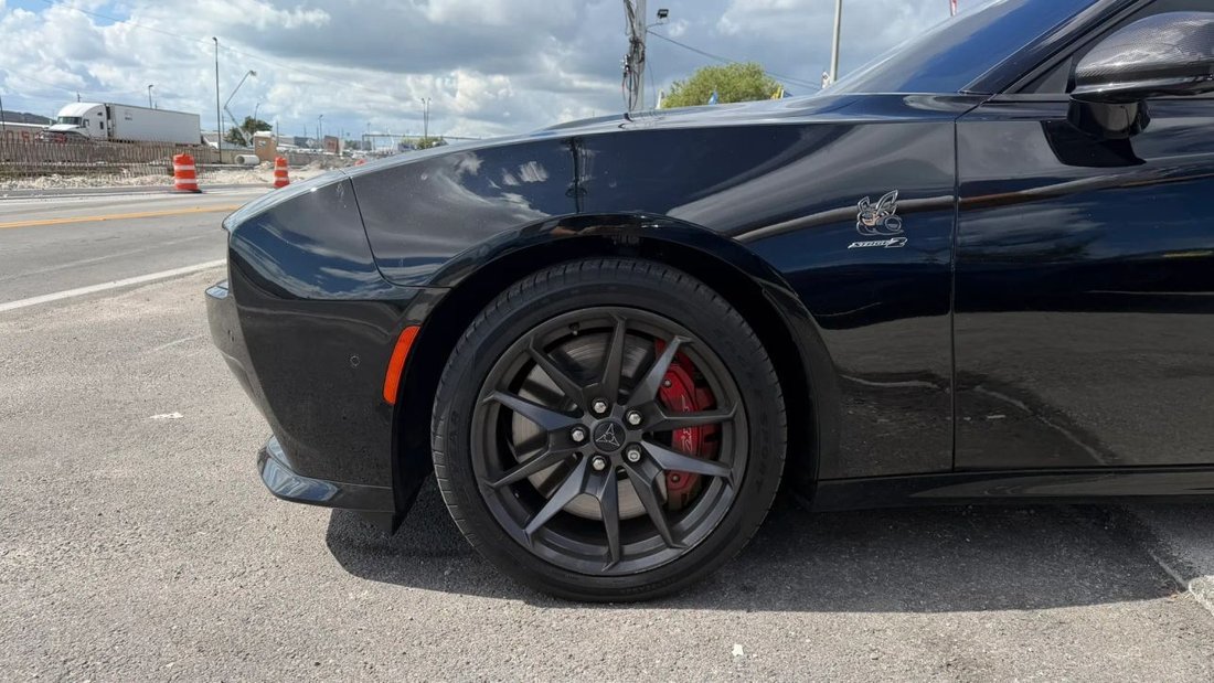 Coupe in Hialeah Gardens, FL, United States 5 - 19127294