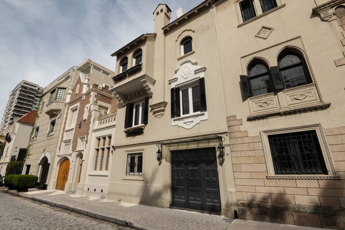 House in Buenos Aires, Buenos Aires, Argentina 1 - 19124640