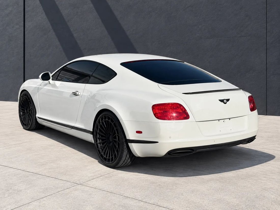 Coupe in Hollywood, FL, United States 5 - 19135096