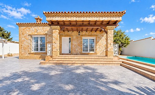 Stadthaus in Chiclana de la Frontera, Andalusien, Spanien 1