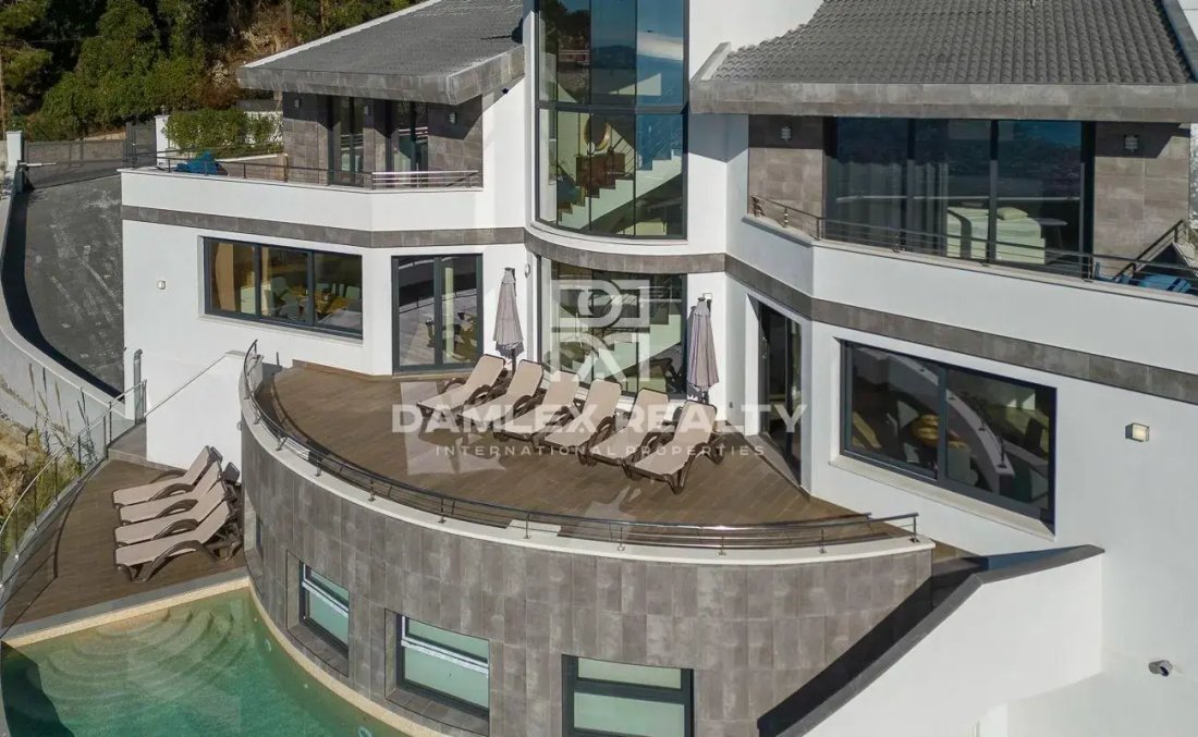 House in Lloret de Mar, Catalonia, Spain 1 - 12421174