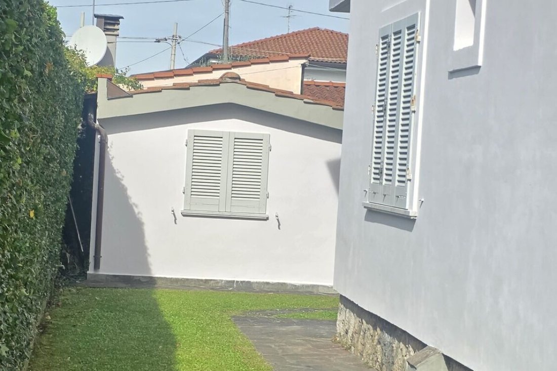 Villa a Pietrasanta, Toscana, Italia 2 - 19128690