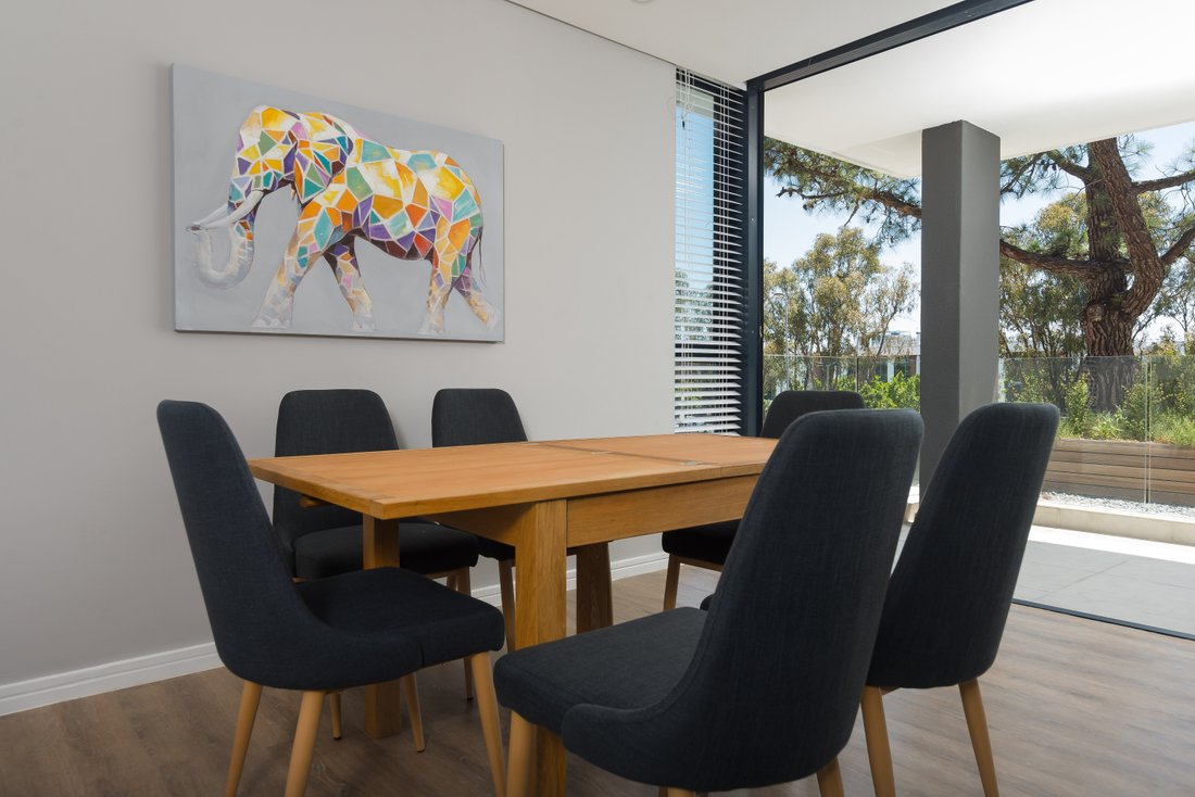 Apartment in Green Point, Atlantic Seaboard, Cape Town 5 - 19123505