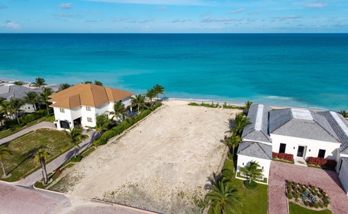 Land in Bailey Town, Bimini, The Bahamas 1