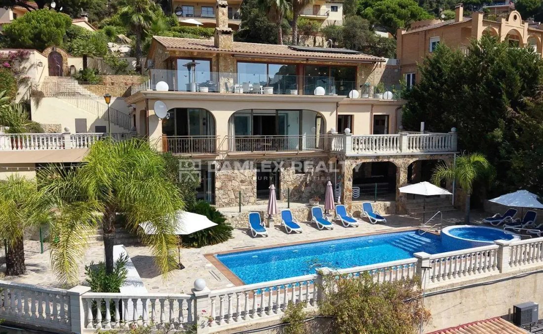Maison à Lloret de Mar, Catalogne, Espagne 1 - 18644485