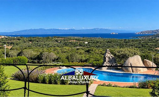 Villa à Palau, Sardaigne, Italie 1