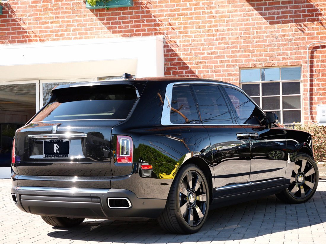 Suv in Beverly Hills, CA, United States 2 - 19132483