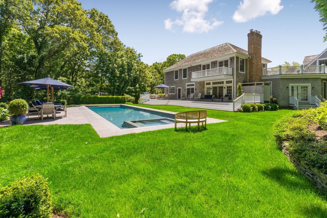 Bridgehampton, New York, United States 2 - 19126412
