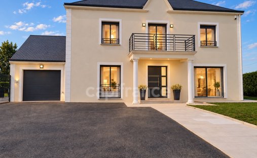 Haus in Les Varennes, Saint-Jean-le-Blanc, Frankreich 1
