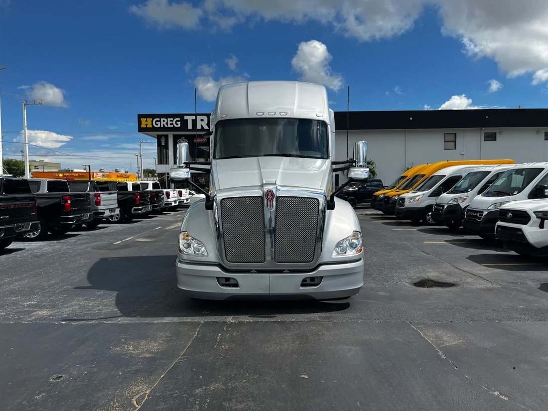 2020 Kenworth T600 T680 Aerodynamic in Miami, FL, United States 2 - 19132817