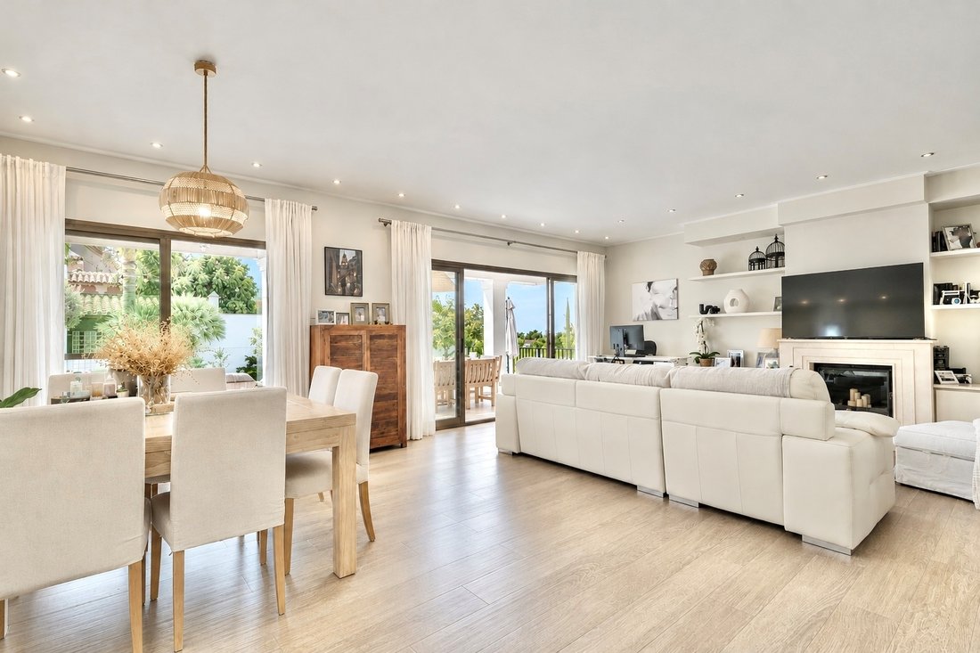 Villa in Marbella, Andalusia, Spain 4 - 19123091