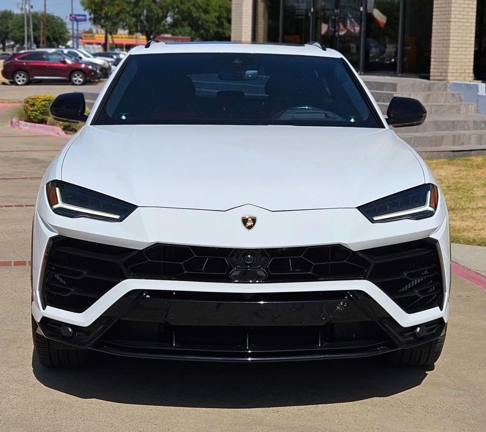 Suv in Laguna Hills, CA, United States 3 - 19127219