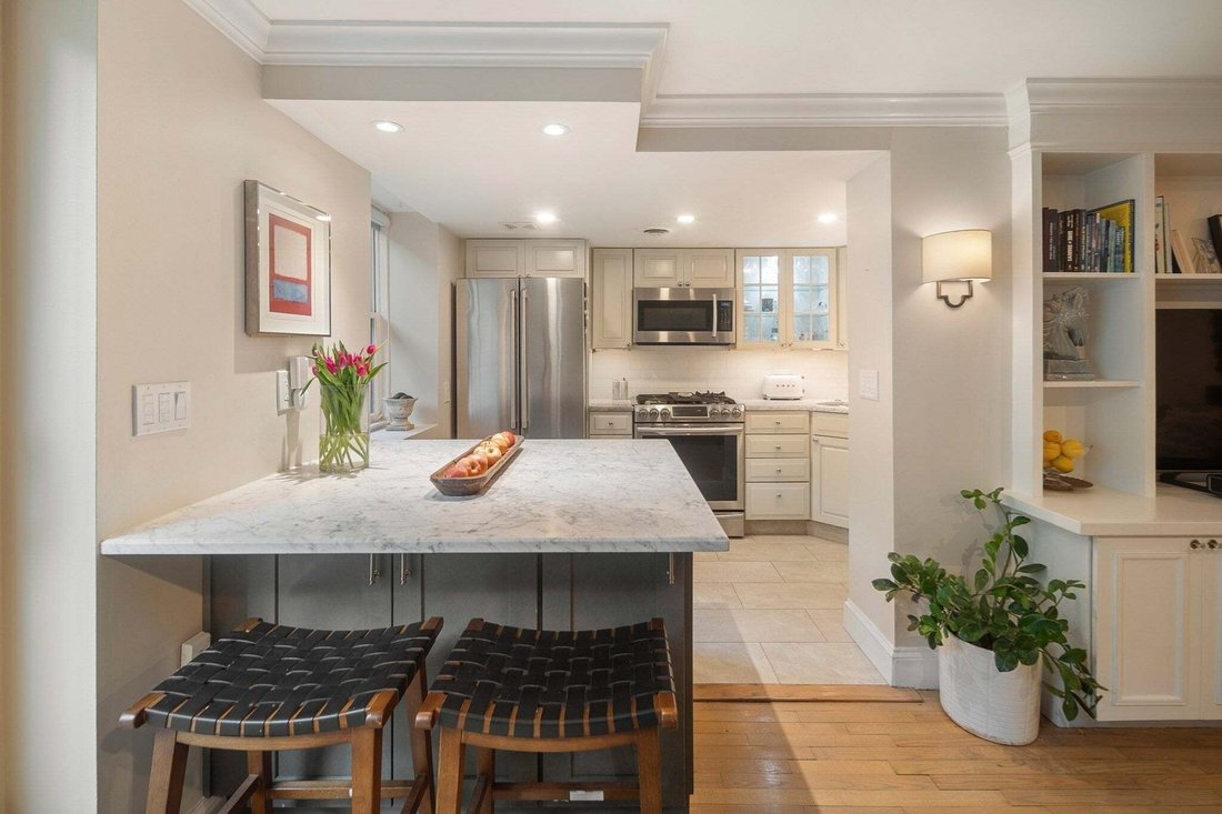 Condo in Boston, Massachusetts, United States 5 - 19135273