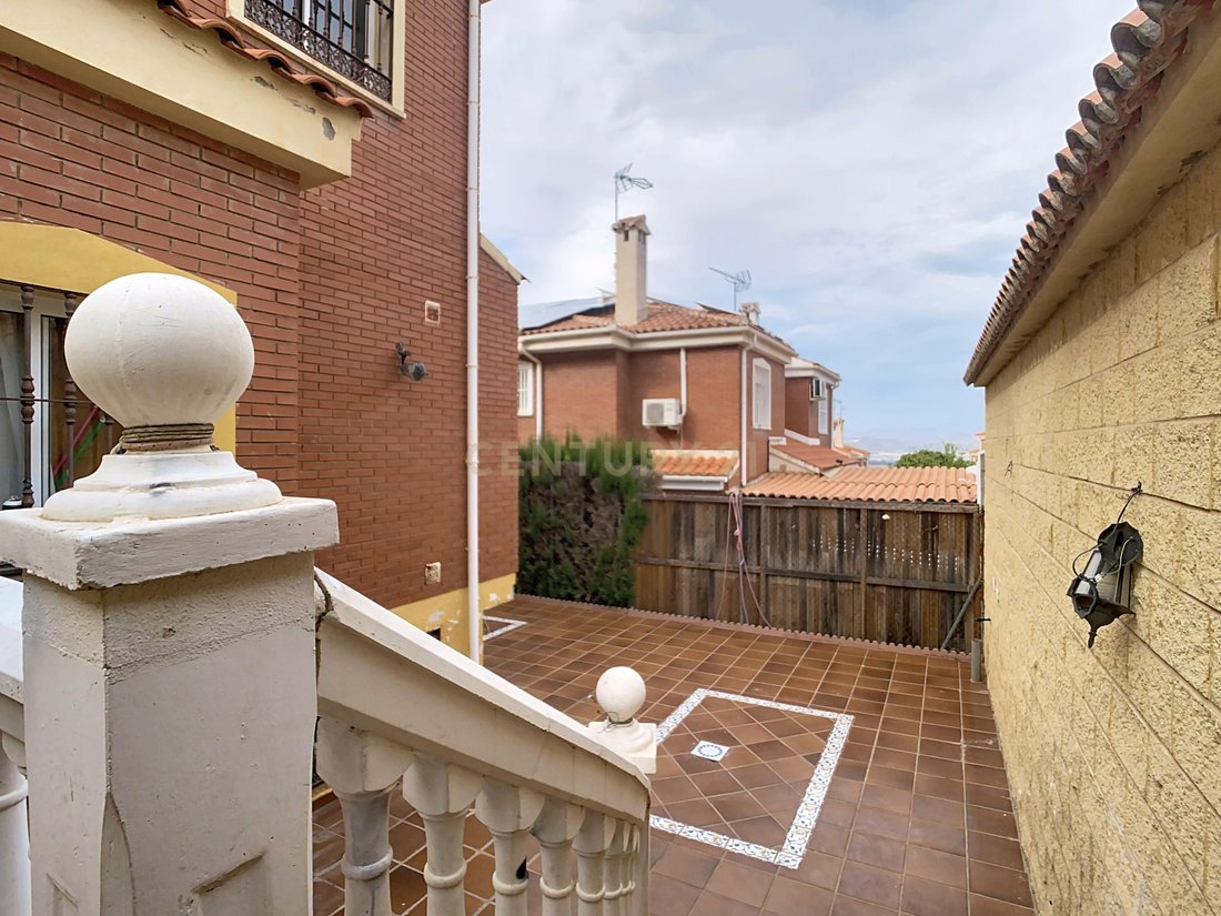 Villa in Alhaurin de la Torre, Andalusia, Spain 4 - 19132476