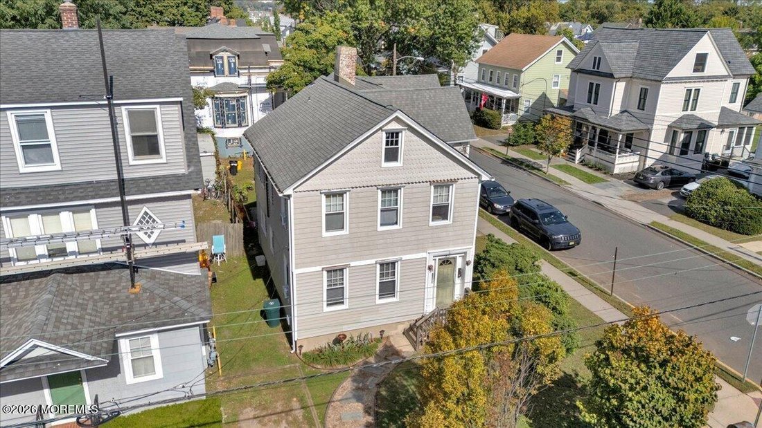 Autres à Red Bank, New Jersey, États-Unis 1 - 19128383