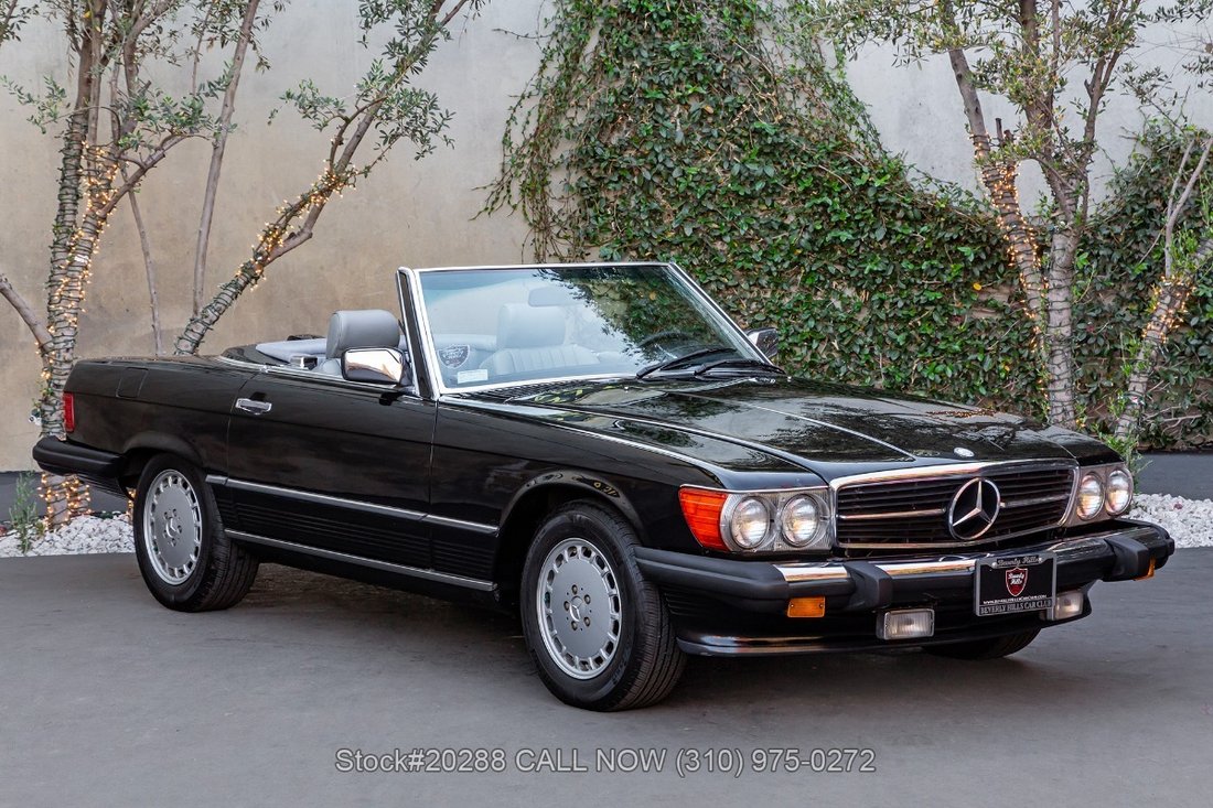 Mercedes-Benz 560SL in Los Angeles, CA 1 - 19129105