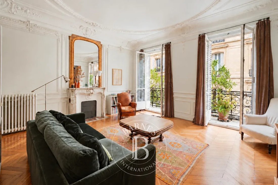 Apartment in Trudaine-Maubeuge, Paris 9e Arrondissement, Paris 1 - 19122497