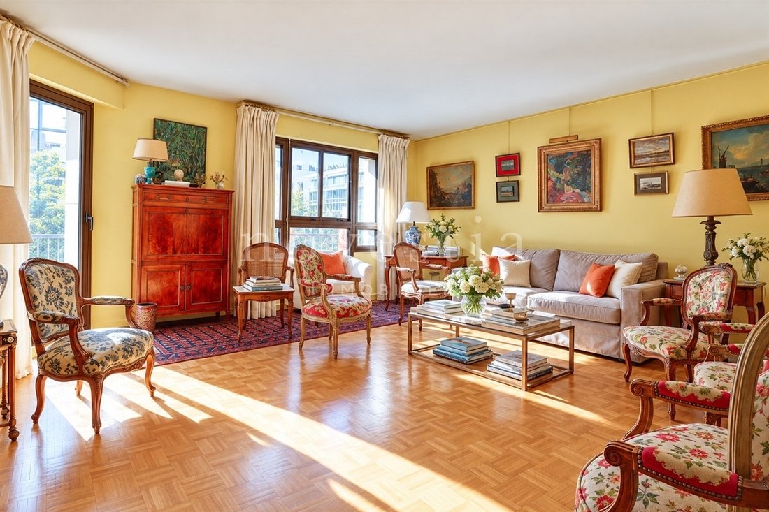 Apartment in Reine-Mairie, Boulogne-Billancourt, France 3 - 19126364