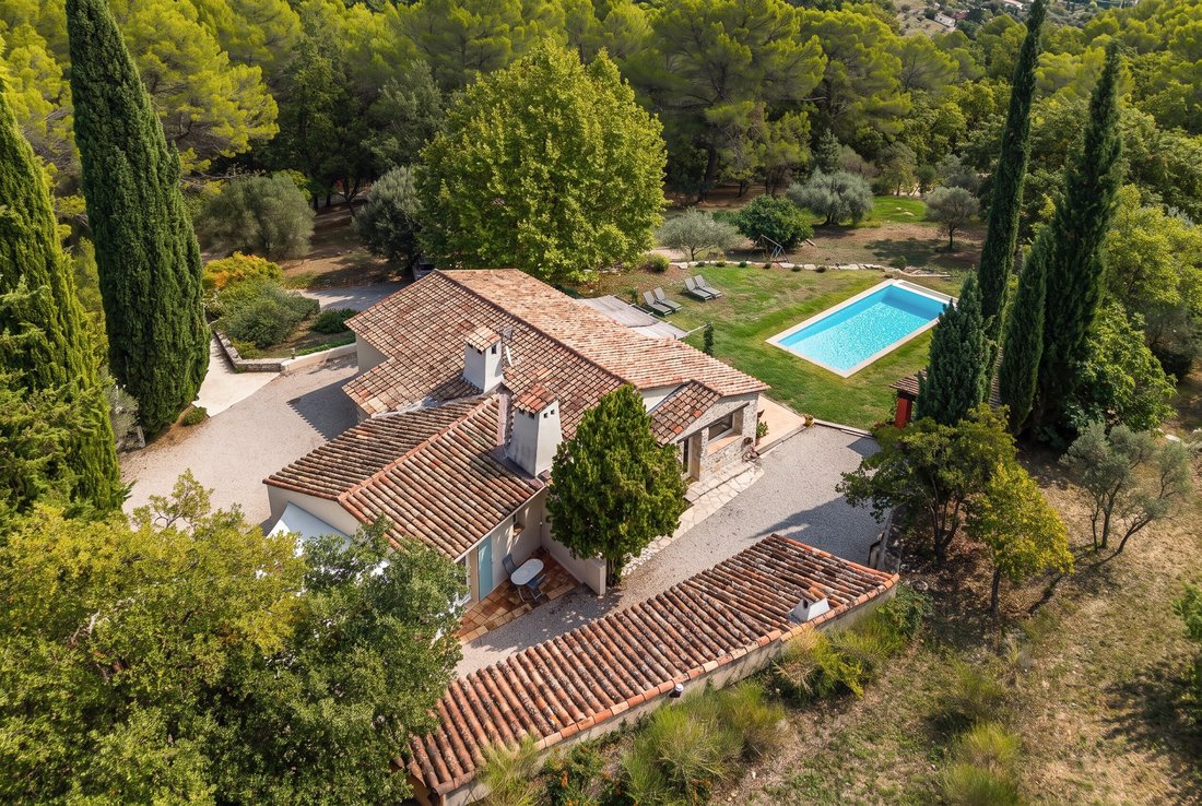 House in Fayence, Provence-Alpes-Côte d'Azur, France 3 - 19126045