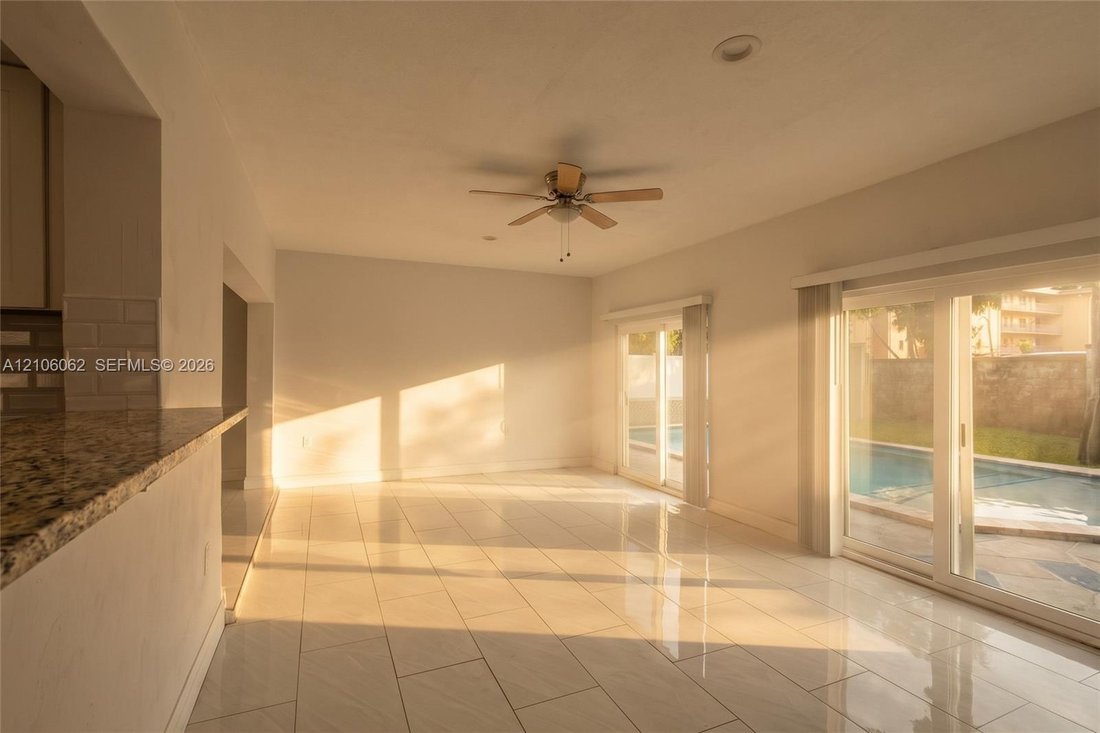 House in Coral Springs, Florida, United States 5 - 19132373