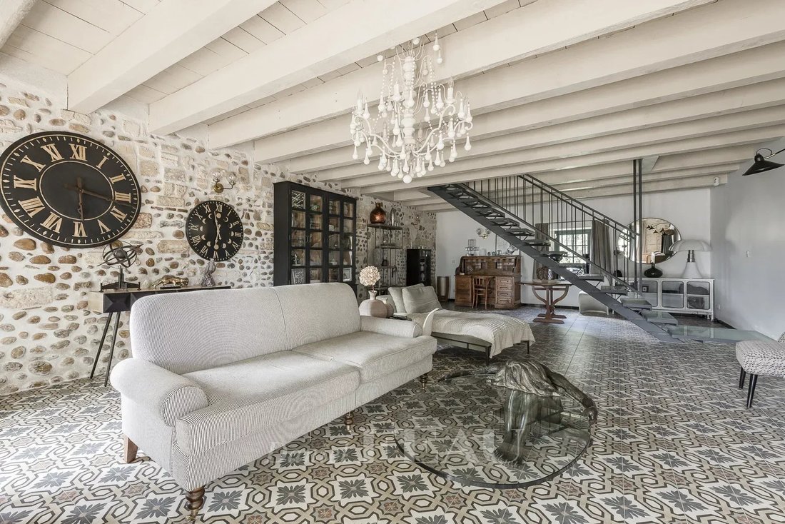 Maison à Arles, Provence-Alpes-Côte d'Azur, France 3 - 14235342