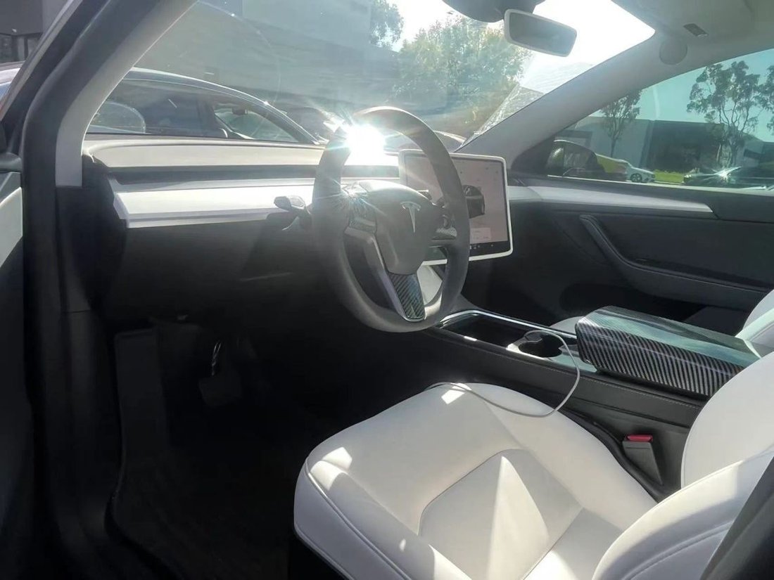 Suv in Costa Mesa, CA, United States 3 - 19129718