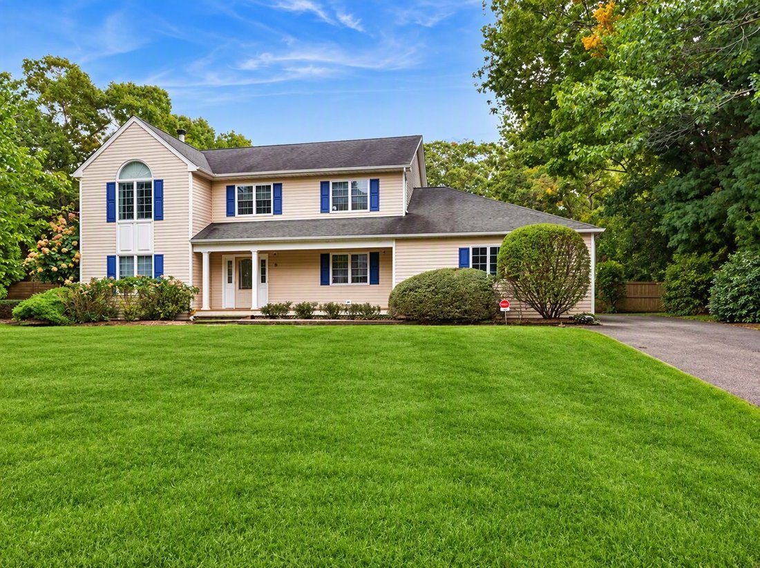 East Quogue, New York, United States 1 - 19132365