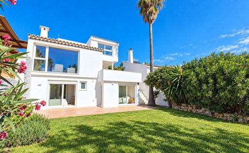 Villa in Estepona, Andalusia, Spain 1