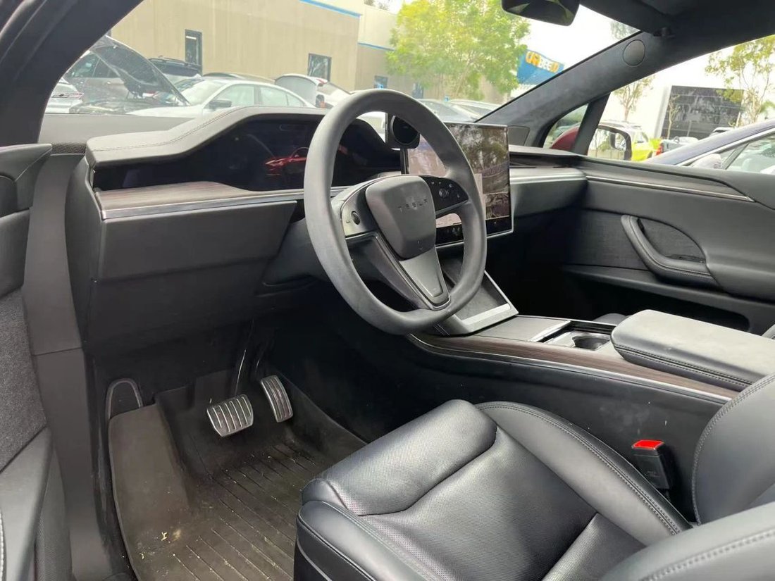 Suv in Costa Mesa, CA, United States 3 - 19132685