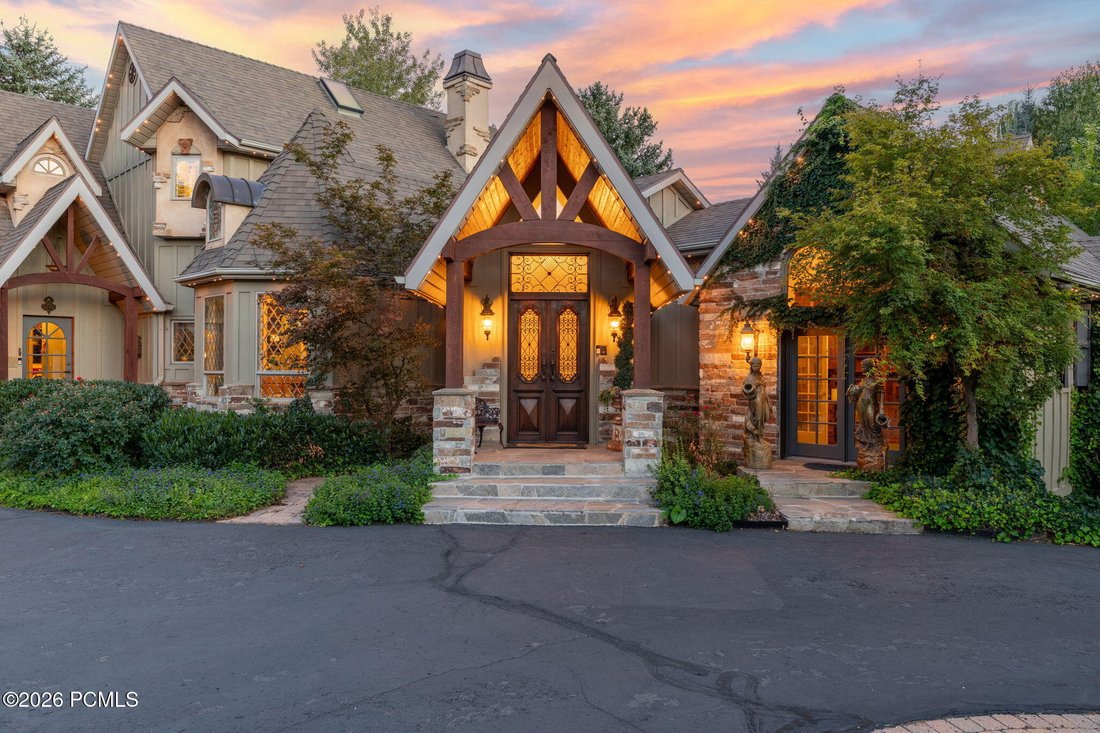 House in Cottonwood Heights, Utah, United States 2 - 19128275