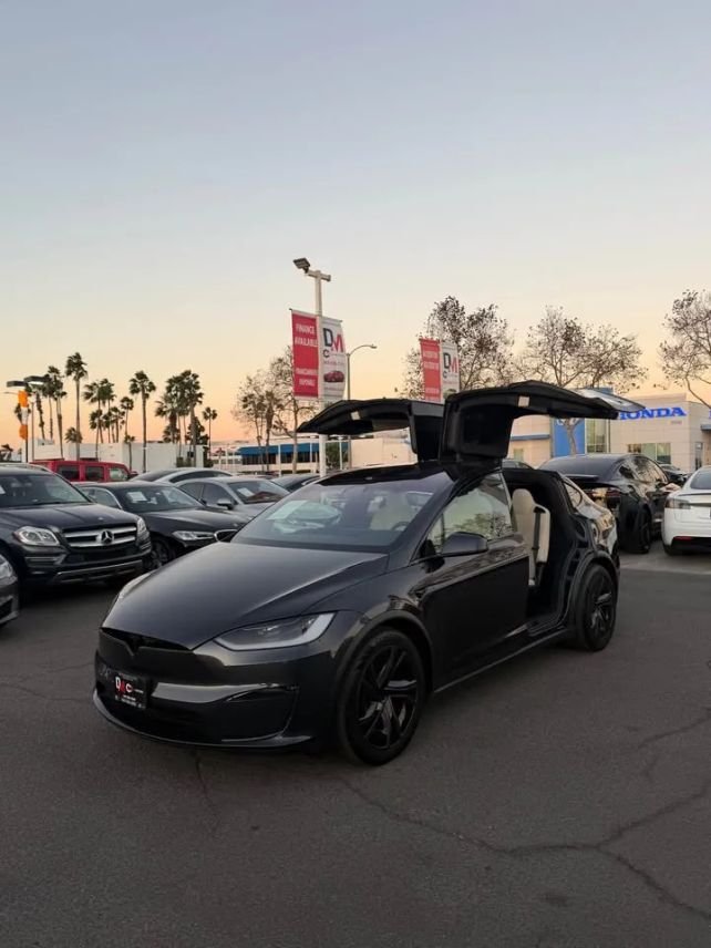 Suv in Costa Mesa, CA, United States 4 - 19127145
