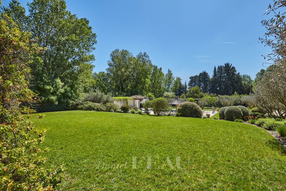 Casa en Saint-Remy-de-Provence, Provenza-Alpes-Costa Azul, Francia 3 - 15566597