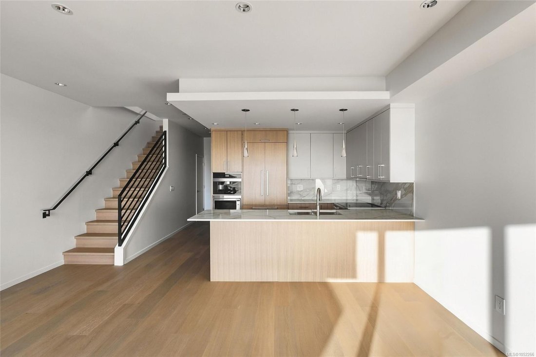 House in Sidney, British Columbia, Canada 5 - 19127996