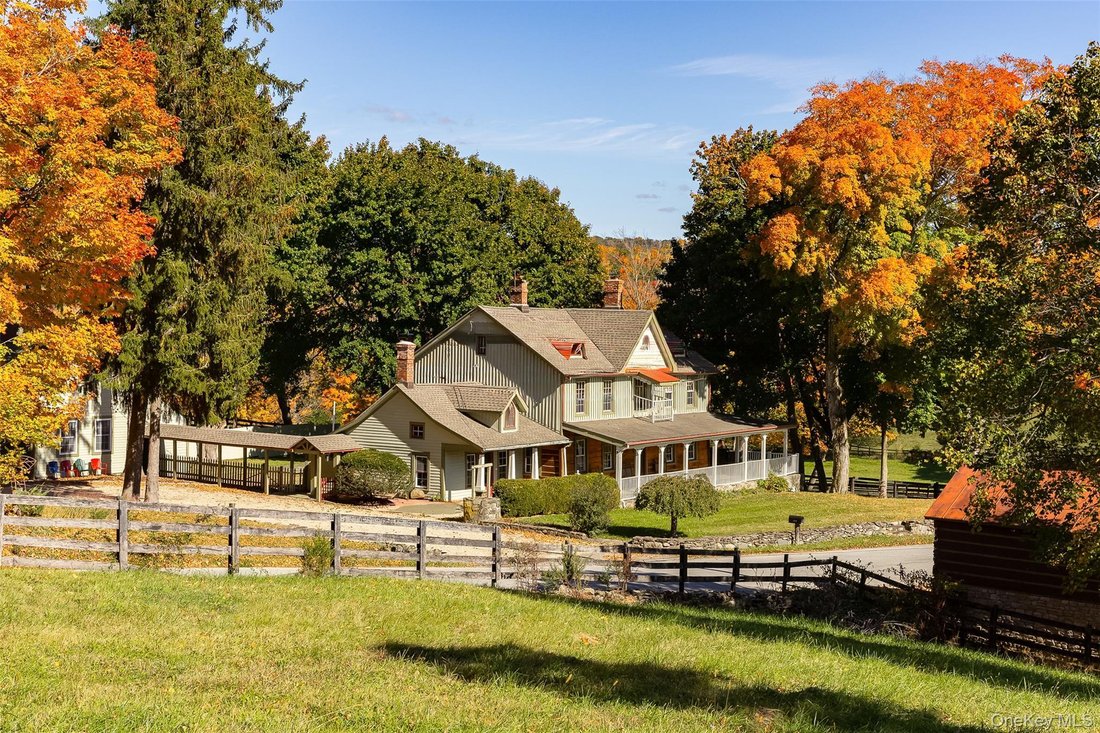 Casa a Pleasant Valley, New York, Stati Uniti 1 - 19135964