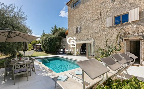 Maison à Châteauneuf-Grasse, Provence-Alpes-Côte d'Azur, France 1