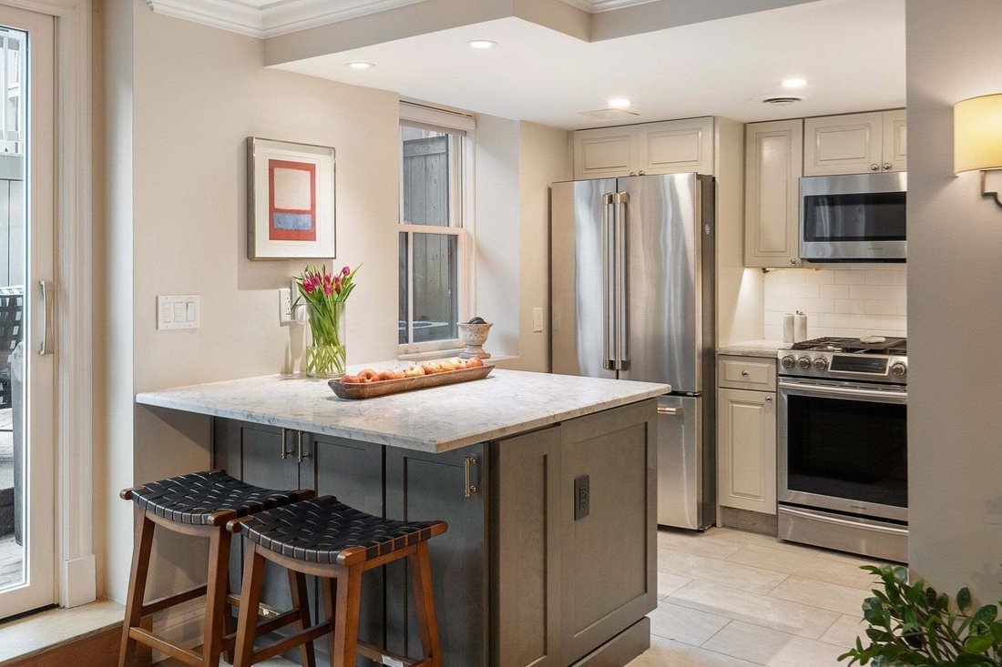 Condo in Boston, Massachusetts, United States 4 - 19135273
