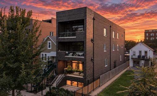 Condo in Chicago, Illinois, United States 1
