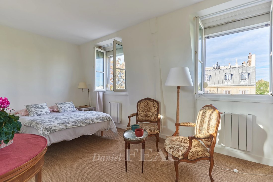 Apartment in Elysées-Madeleine, Paris 8e Arrondissement, Paris 1 - 19122809