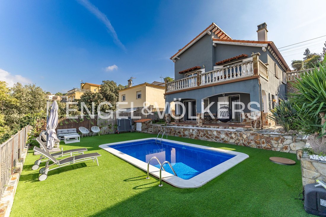 House in Abrera, Catalonia, Spain 1 - 19132400