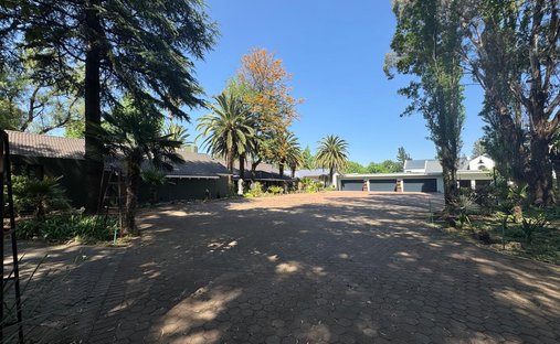 Estate in Vaal River, South Africa 1
