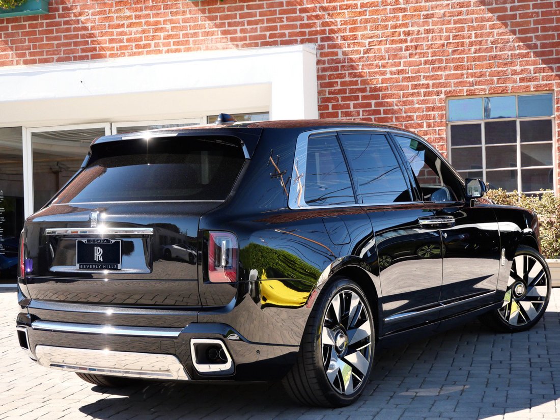 Suv in Beverly Hills, CA, United States 2 - 19129216