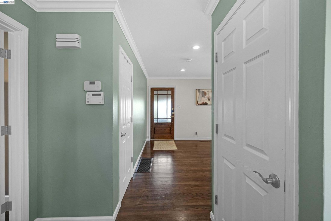 House in Hayward, California, United States 4 - 19125023