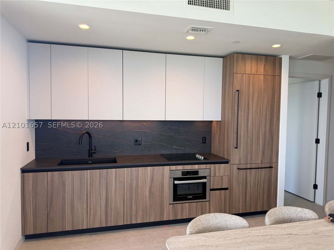 Condo in North Miami Beach, Florida, United States 5 - 19131922