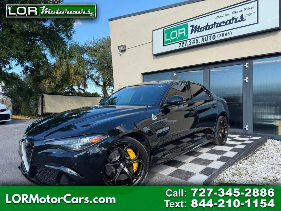 Sedan in Pinellas Park, FL, United States 1 - 19127310