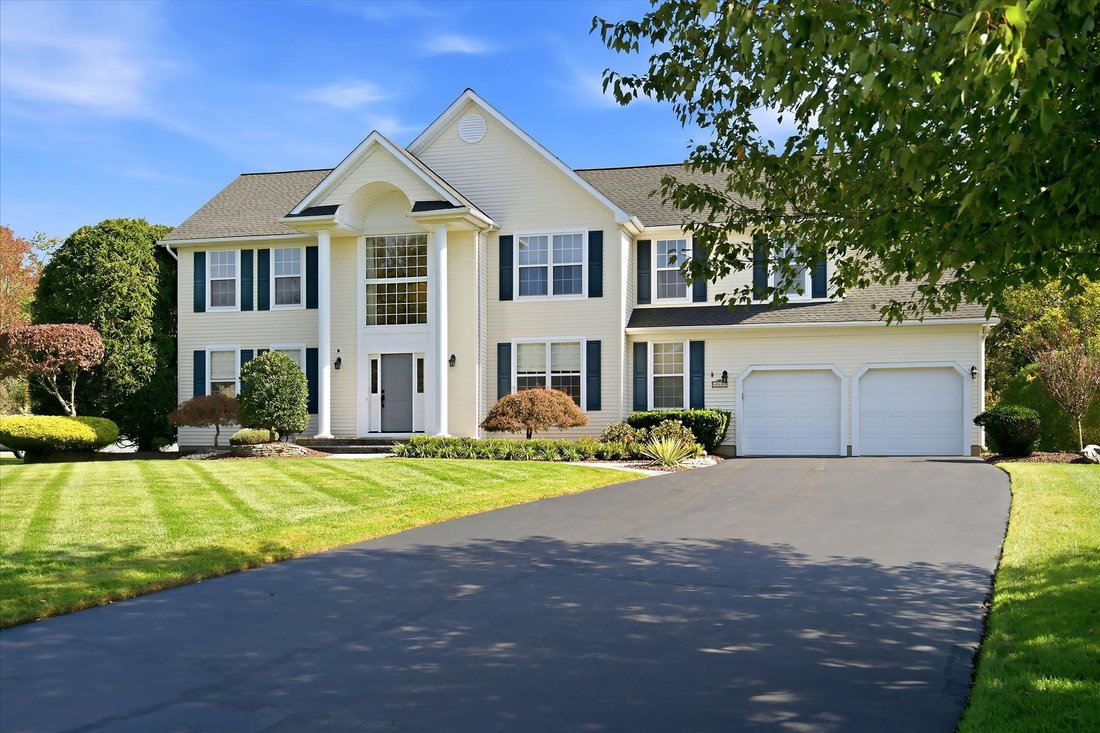 Haus in Freehold Township, New Jersey, Vereinigte Staaten 2 - 19120531