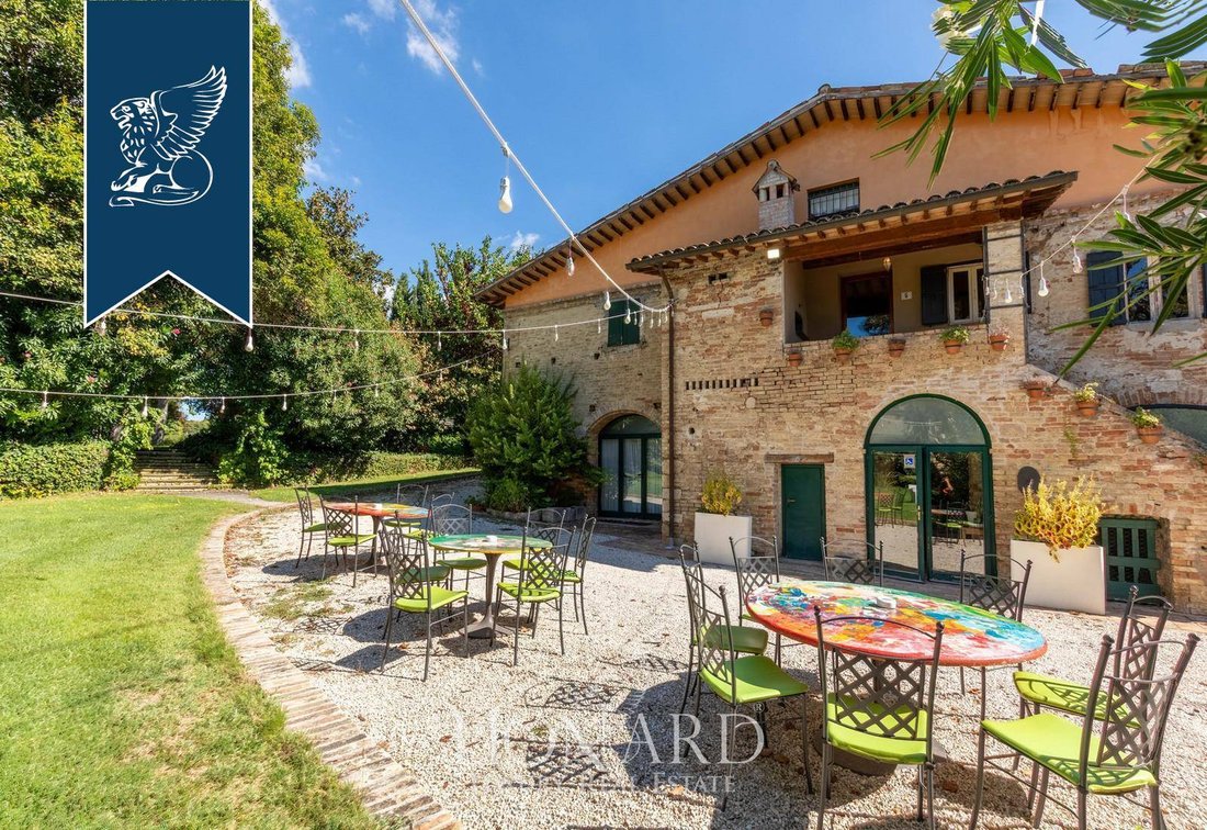 Villa en Monsampolo del Tronto, Marcas, Italia 5 - 19126578