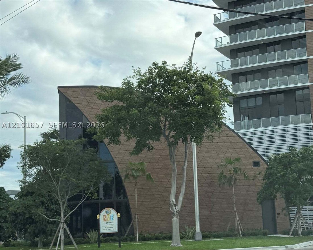 Condo in North Miami Beach, Florida, United States 2 - 19131922