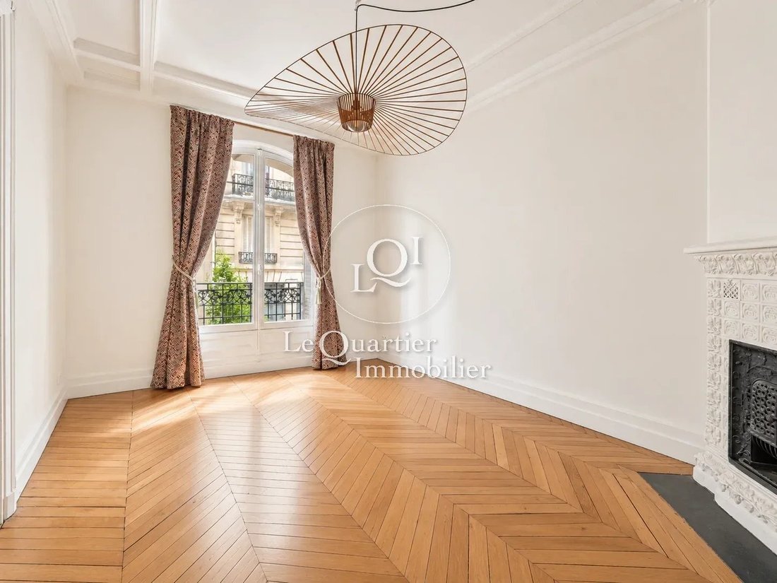 Wohnung in La Fourche-Guy Môquet, Paris 17e Arrondissement, Paris 2 - 18212053