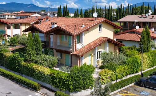 Villa en Manerba del Garda, Lombardía, Italia 1