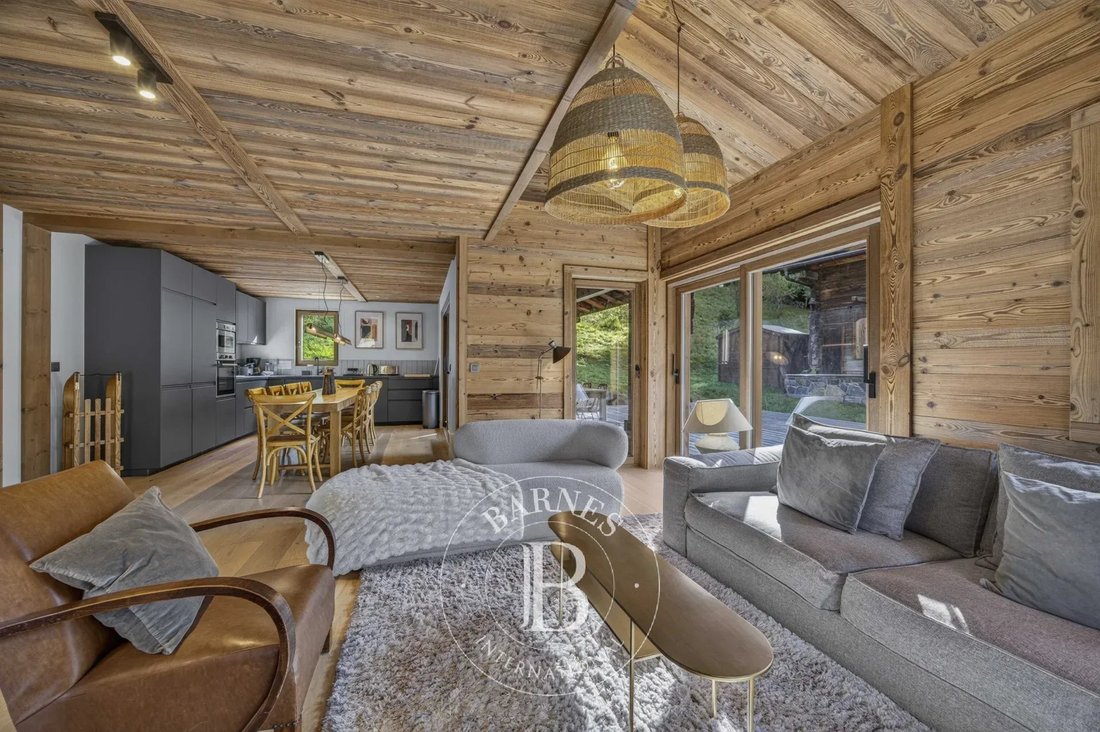 Chalet en La Clusaz, Auvernia-Ródano-Alpes, Francia 1 - 19122671